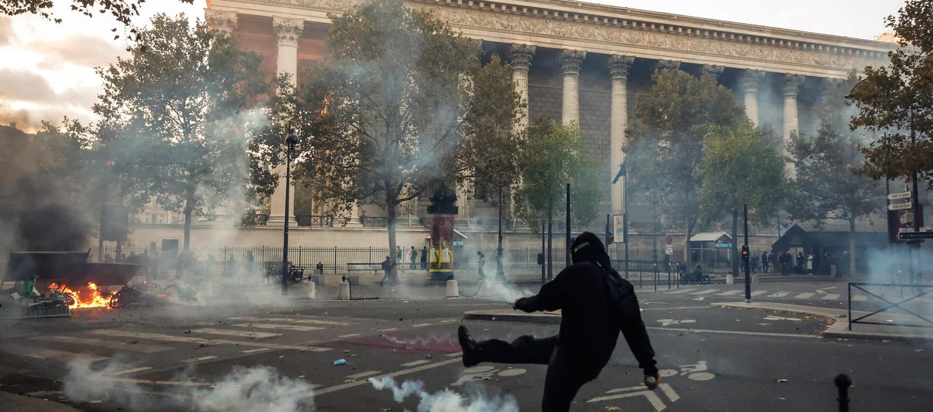 Francia bajo el asedio de la ira: 400 detenidos tras una jornada de movilización masiva