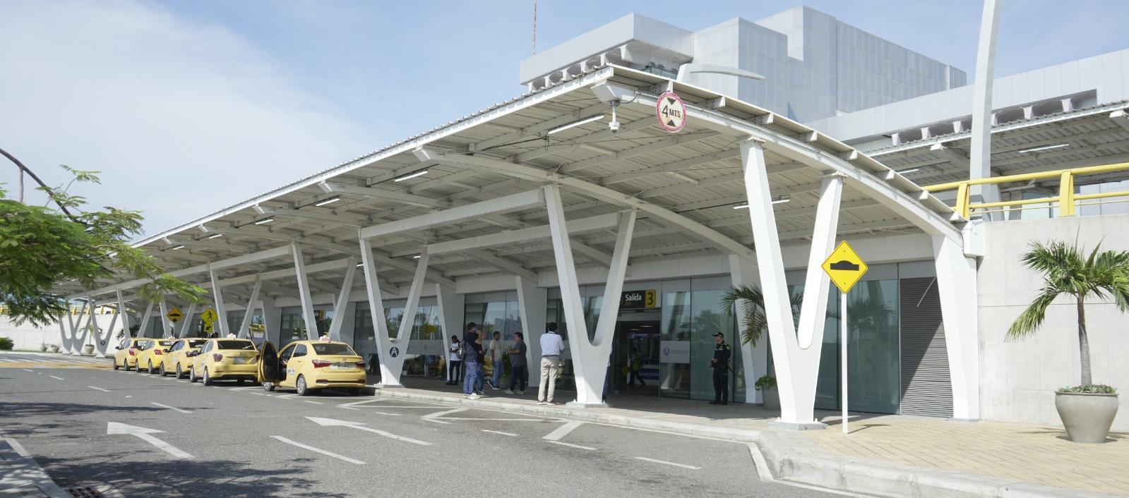 Aeropuerto Ernesto Cortissoz "estará listo en 15 días", según De La Espriella