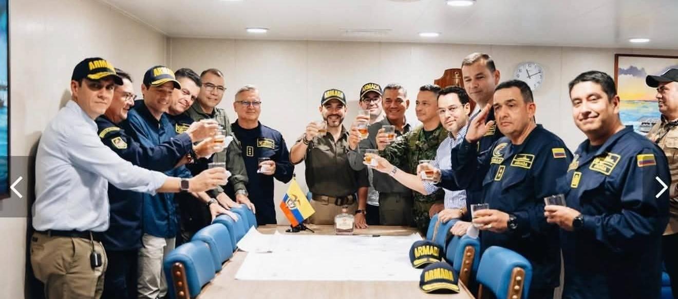 Armada defiende “brindis protocolario” con el Presidente como una tradición naval