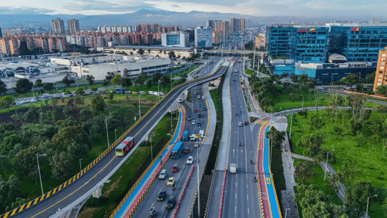 Avanza la construcción de la avenida 68 en Bogotá con la habilitación de cinco tramos