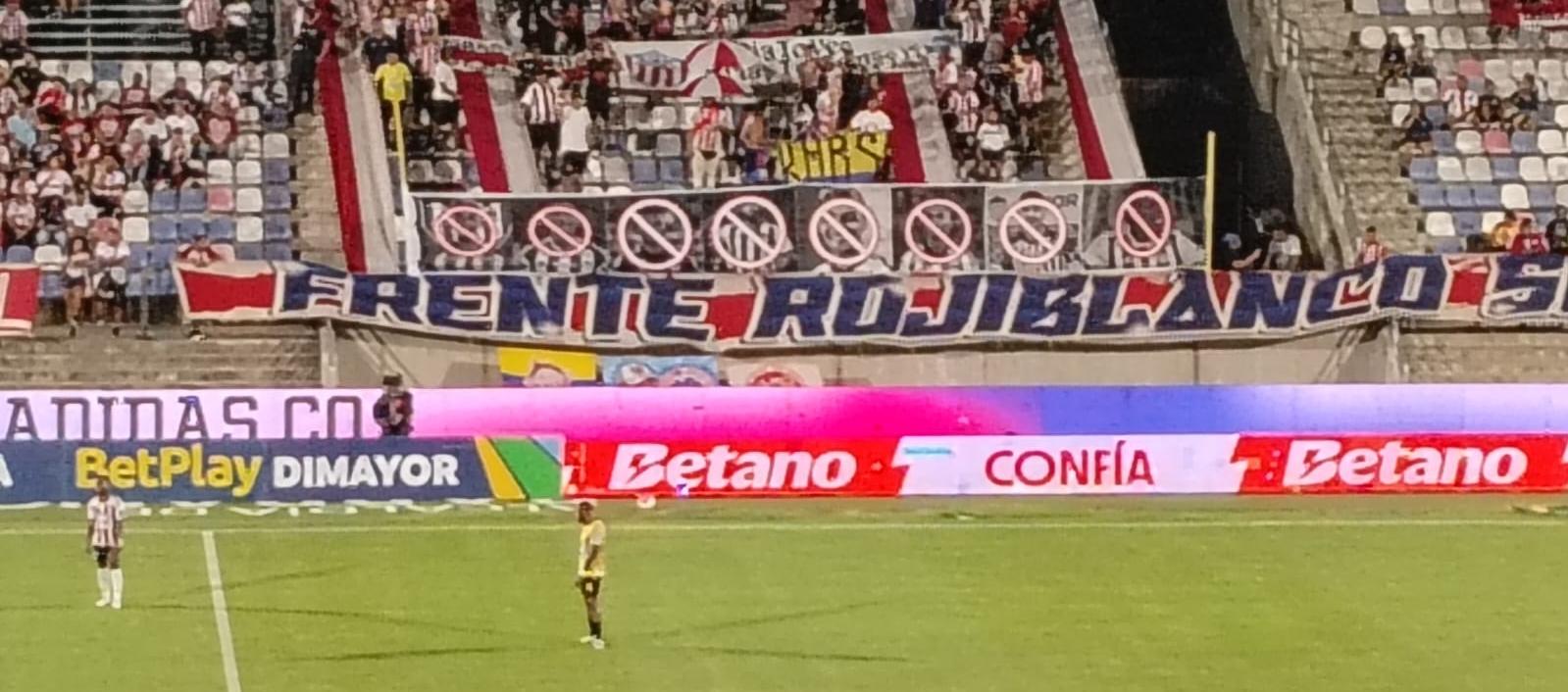 Sentencia en la Ciudadela: el divorcio entre la tribuna y el camerino rojiblanco