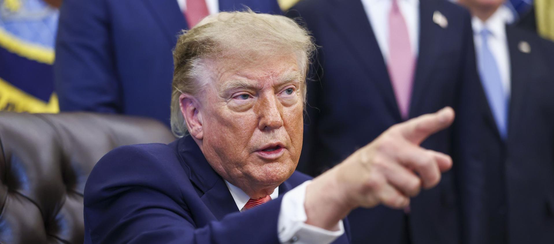 La retórica del estrépito: Trump y el nuevo asedio a la prensa en la arena electoral