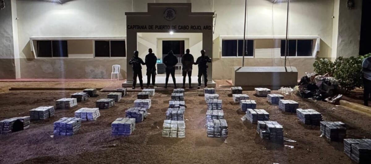 Caen tres colombianos con más de una tonelada de cocaína en República Dominicana