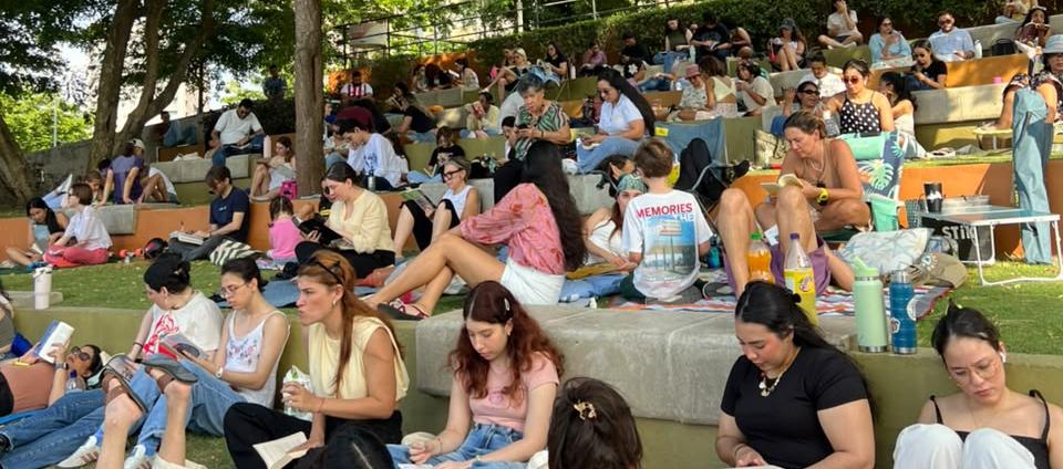 Con trueque de libros vuelve en encuentro de lectura al aire libre ‘The good book’