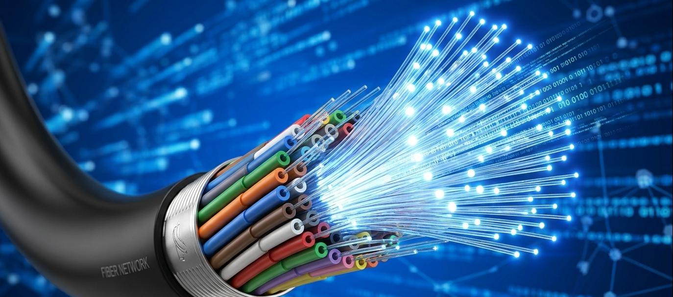 Contraloría advierte posible incumplimiento en contrato de fibra óptica por 4 mil millones
