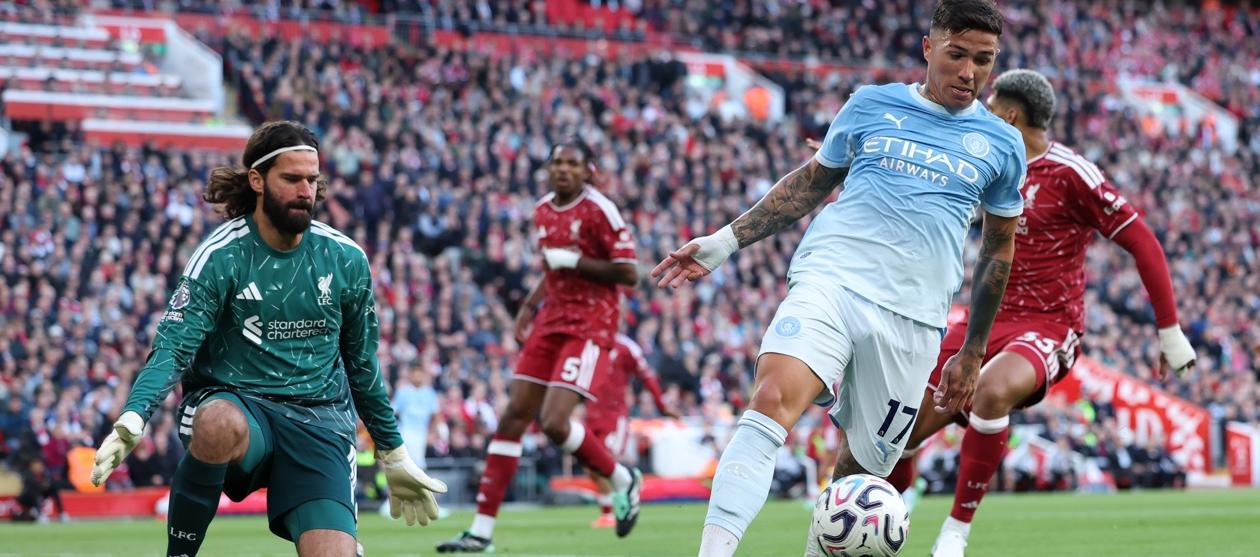 El Manchester City respondió con goleada a la hostilidad en Anfield