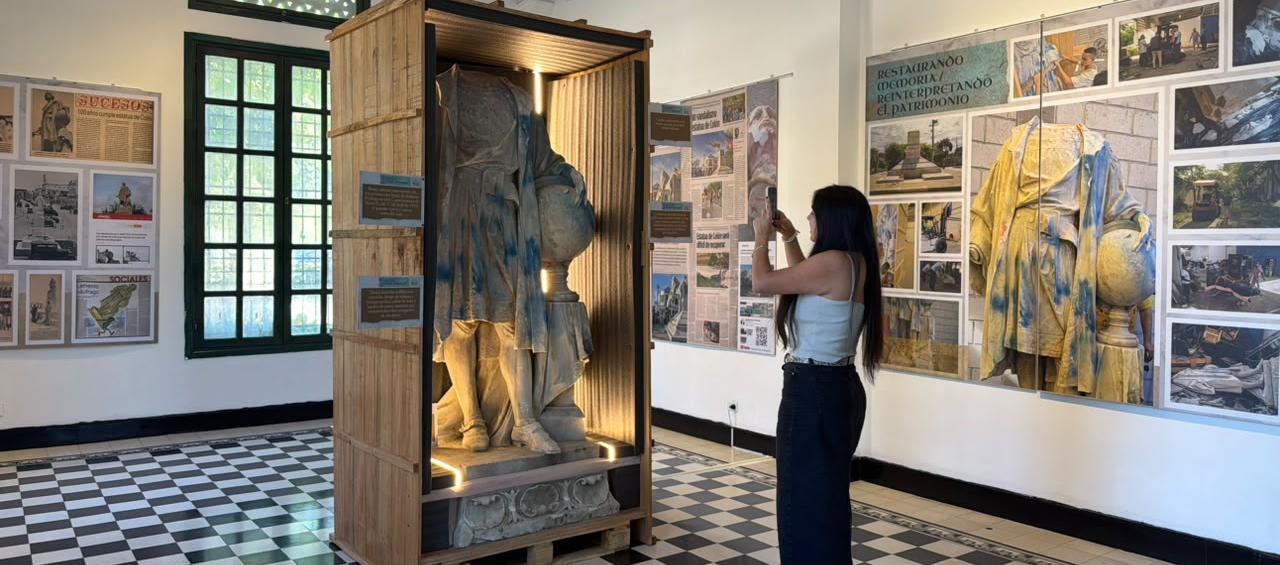 El retorno de Colón: una mirada crítica a la memoria en la Intendencia Fluvial