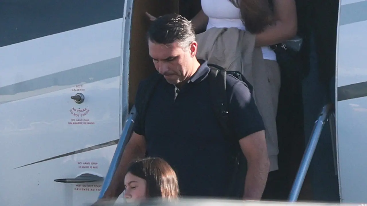 Flávio Bolsonaro llega a Florida, EE. UU., tras una salida de Brasil rodeada de misterio