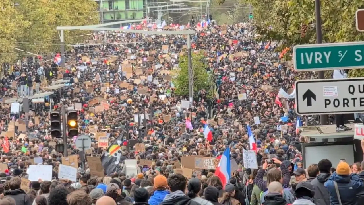 Francia bajo el asedio de la calle: el descontento social desafía la mano dura de Macron