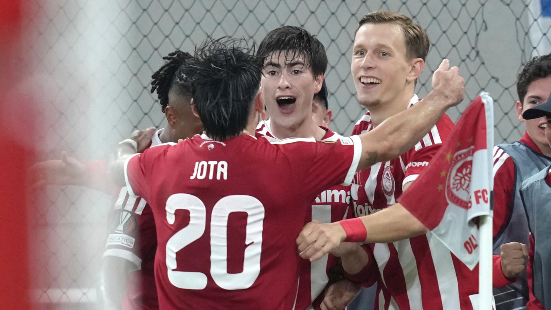 Hormiga González rescata al Olympiacos