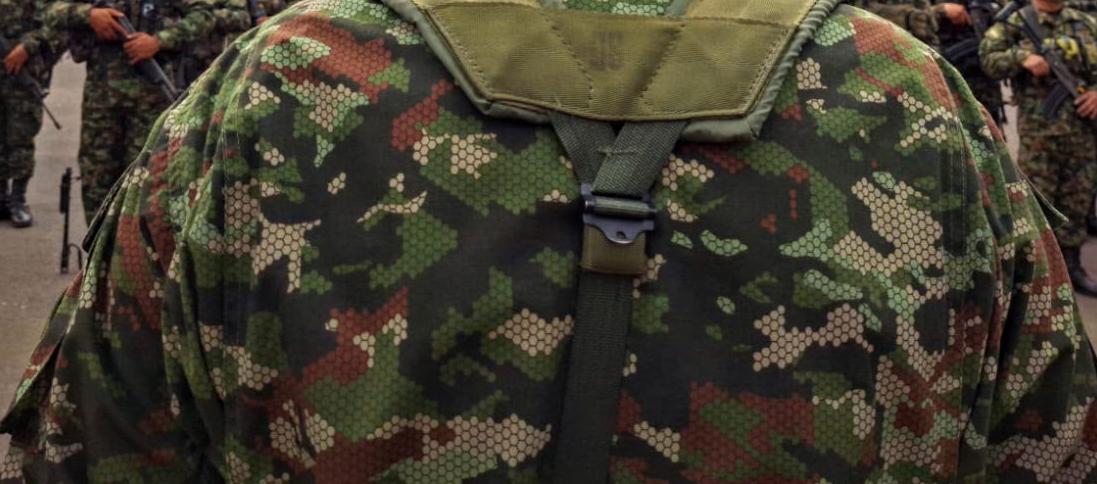 Tensión en las entrañas de la justicia transicional: el choque frontal entre la JEP y el Centro Democrático por los militares