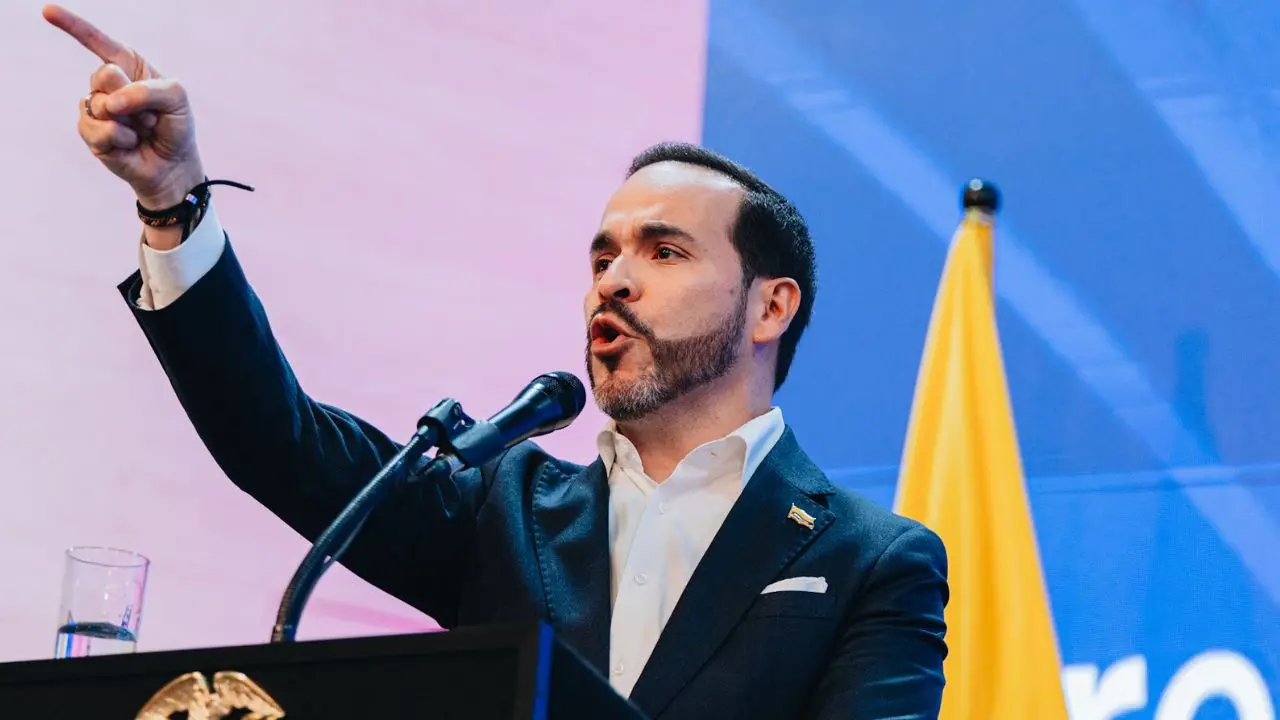 El giro de De la Espriella: entre la reingeniería del Fomag y el pulso por la protesta social