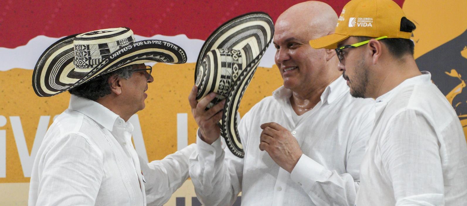 Los compromisos entre el Gobierno Petro y los exparas en el ‘Pacto de Valledupar’