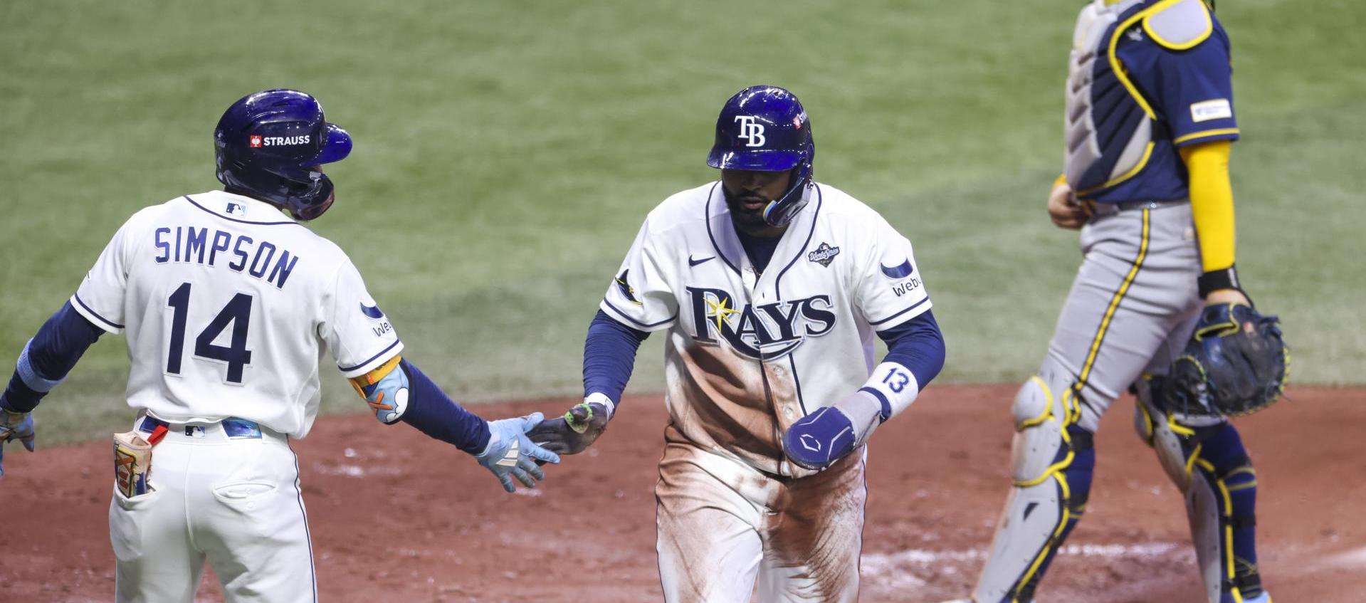 Los Rays derrotaron en la duodécima entrada a los Cerveceros y siguen con vida