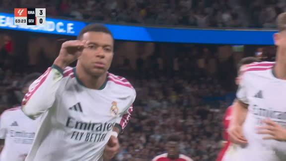 La insolencia de la perfección: Mbappé corona la goleada blanca con una Panenka de autor