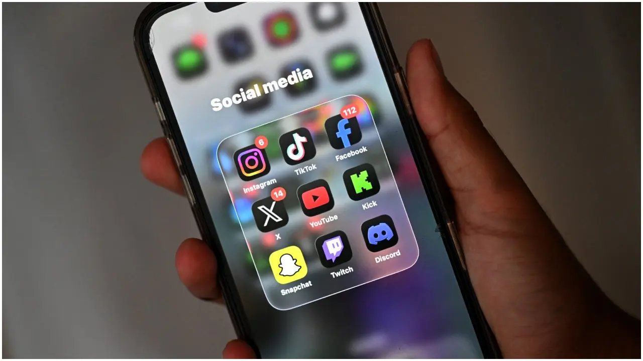Menores de 15 años no podrán usar redes sociales en este país por decisión del Gobierno