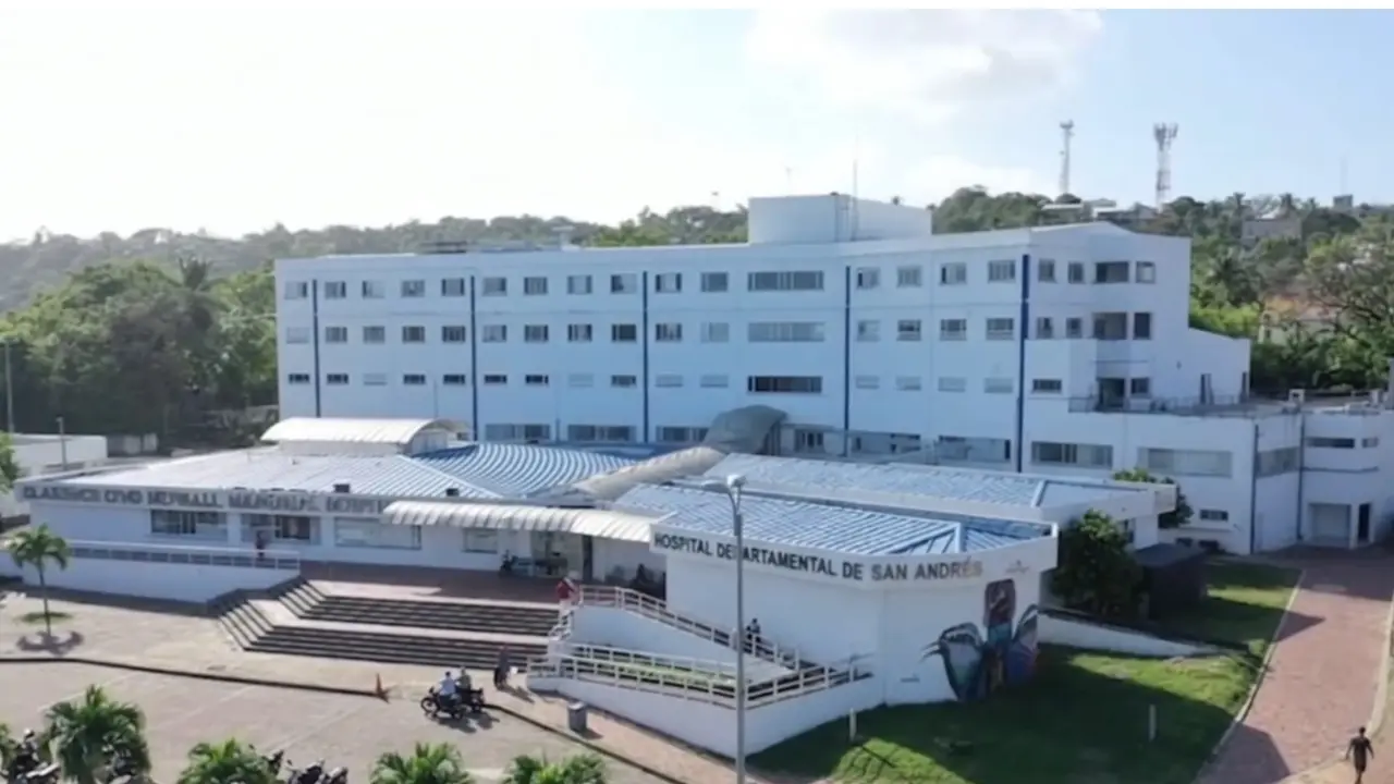Bajo el peso de la desidia: la intervención total al Hospital de San Andrés