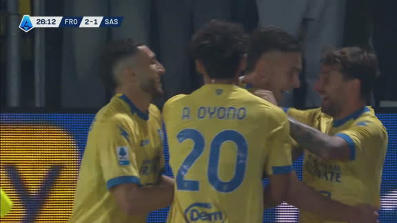 Otro error en el fondo del Sassuolo y el Frosinone volvió a ponerse en ventaja