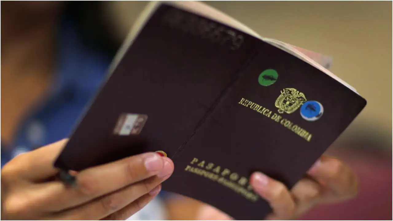 El retorno de Thomas Greg & Sons: la Cancillería cede ante la urgencia de los pasaportes