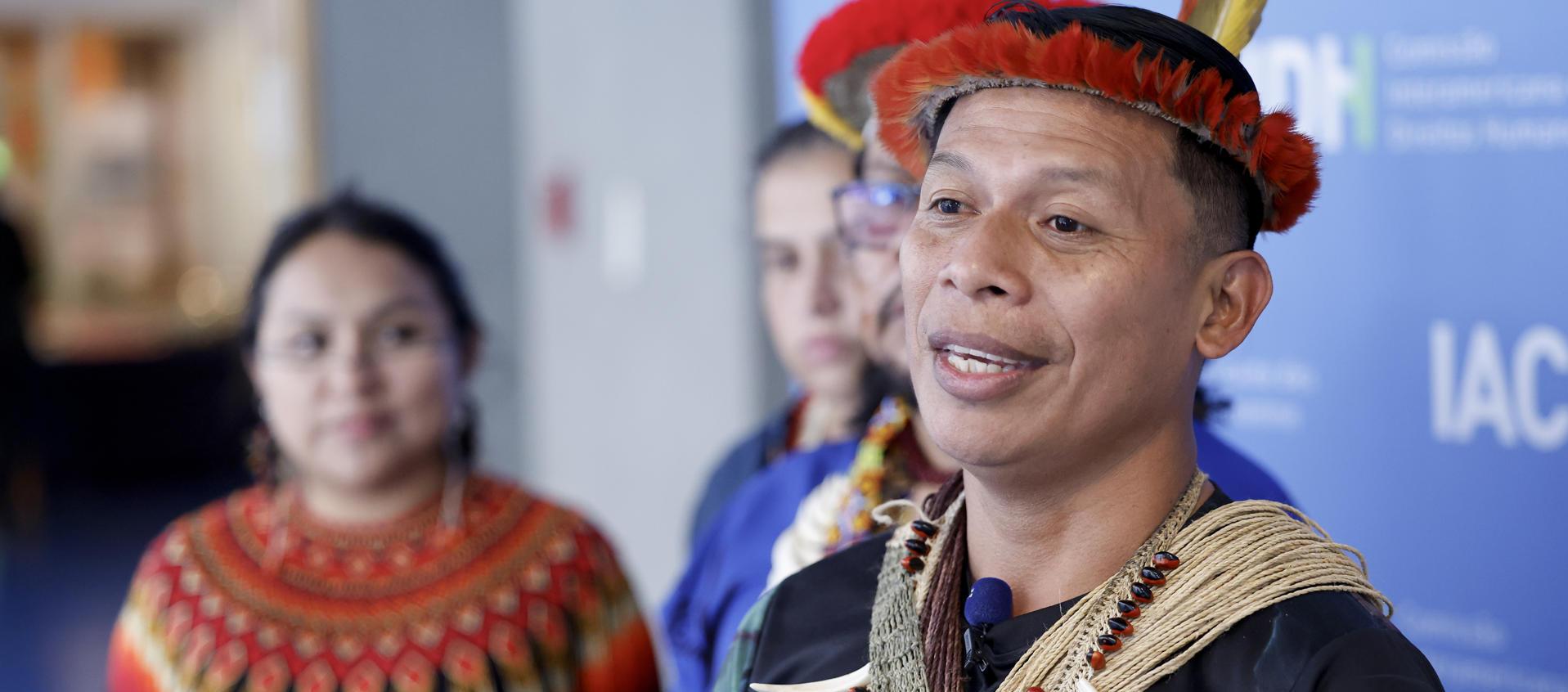 Pueblos indígenas amazónicos alertan del "riesgo inminente de exterminio"