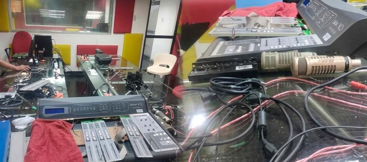 El silencio que acecha a Radio Cultural Uniautónoma: una voz histórica en la encrucijada