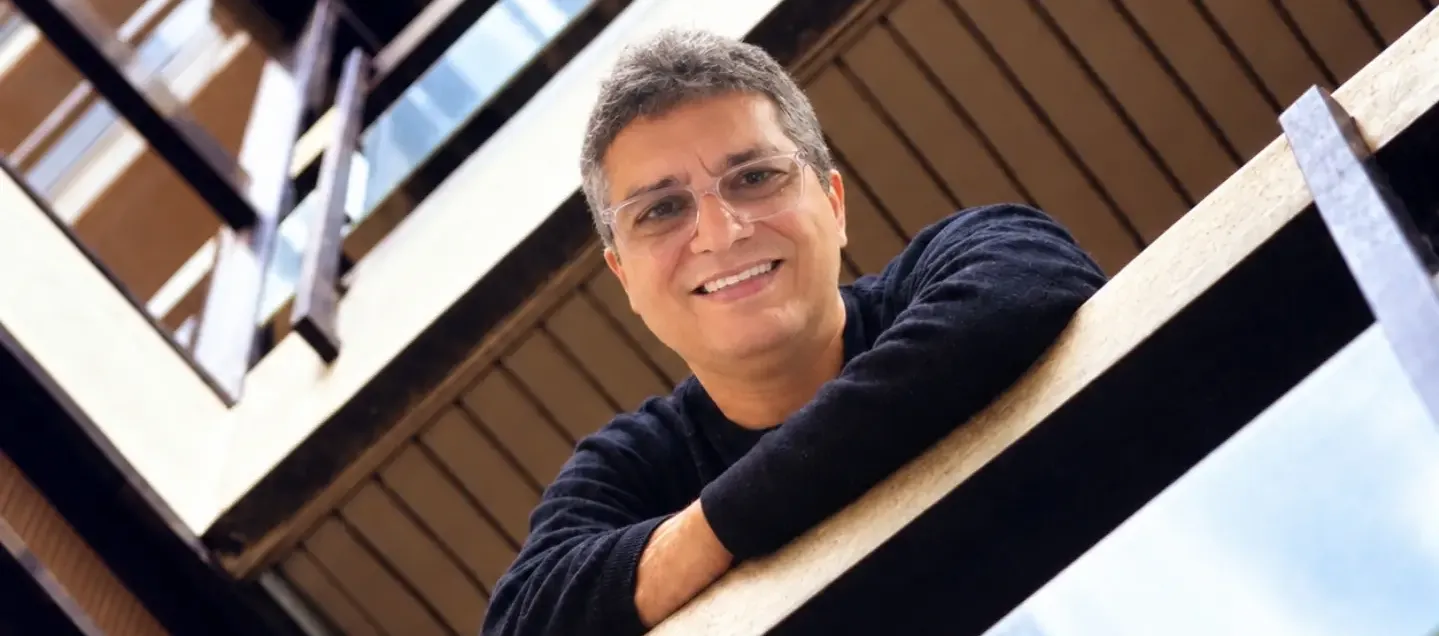 Regresa el programa radial ‘Viaje latinoamericano’ a Uniautónoma FM