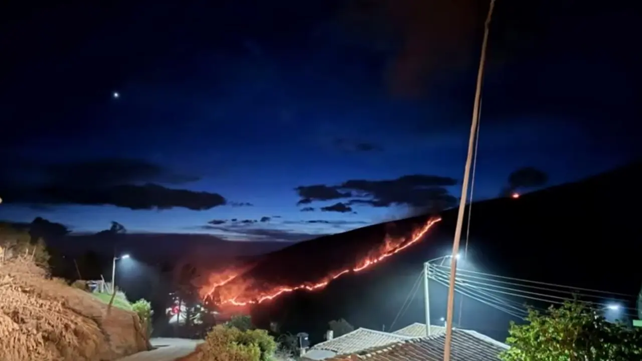 Villa de Leyva bajo el asedio del fuego: la amenaza sobre el as de agua en el Boquerón