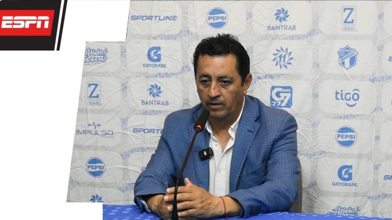 El regreso de la jerarquía: José Pinto recalibra el muro defensivo de Comunicaciones