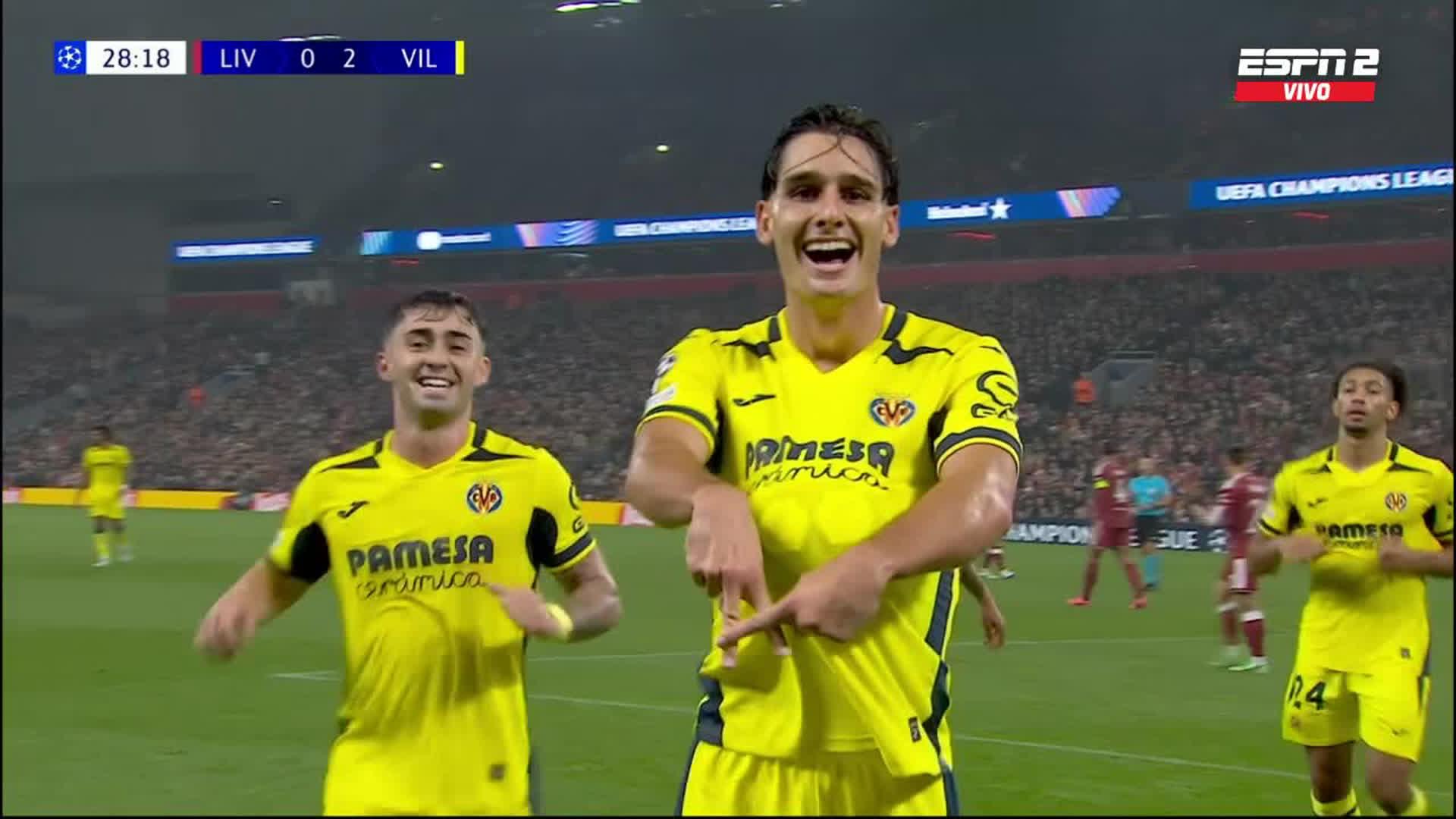 El Submarino Amarillo asalta Anfield: la estocada de Cardona que silencia a la catedral inglesa