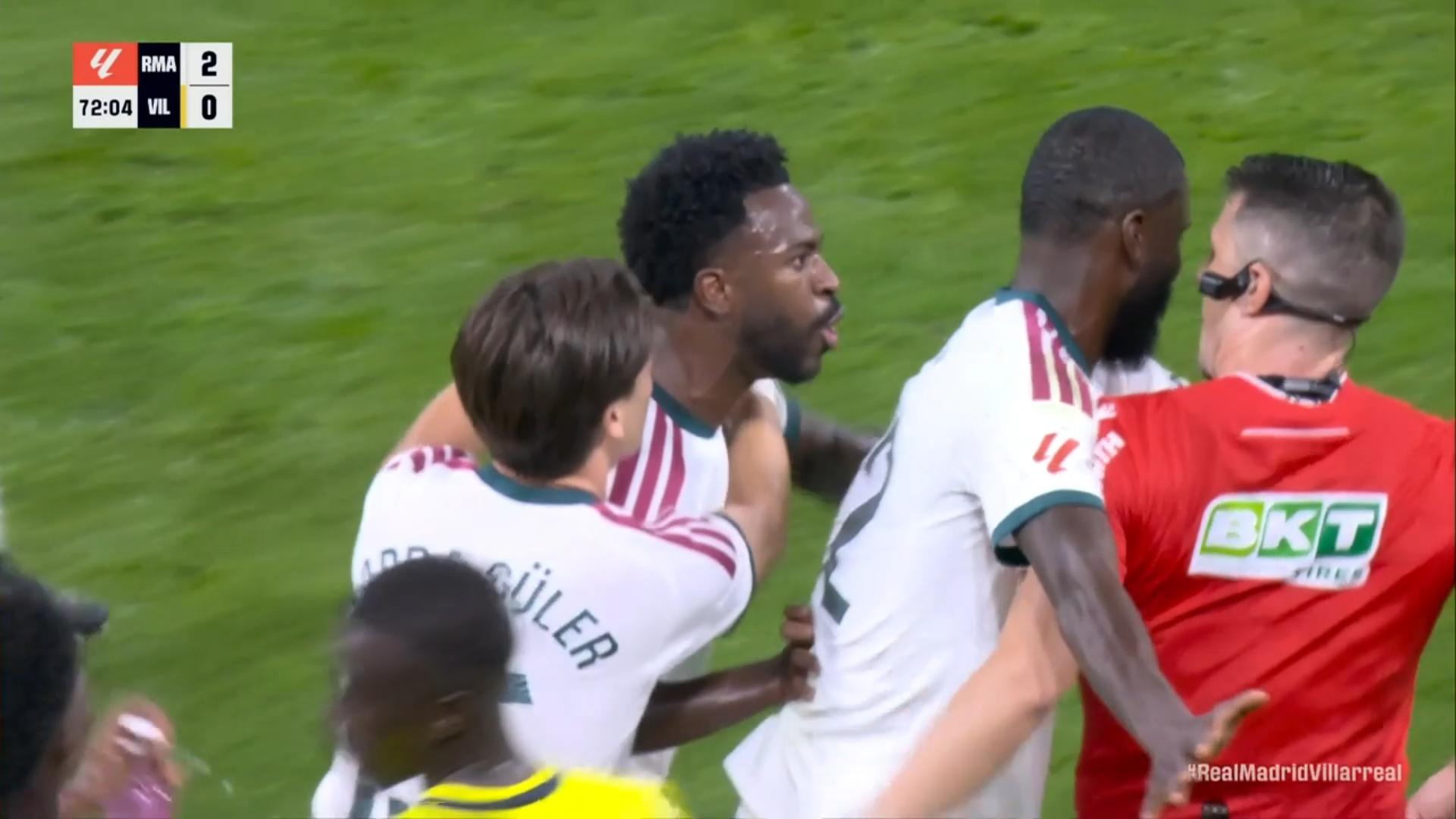 La furia de Vinicius: una genialidad anulada que terminó en expulsión y desconcierto