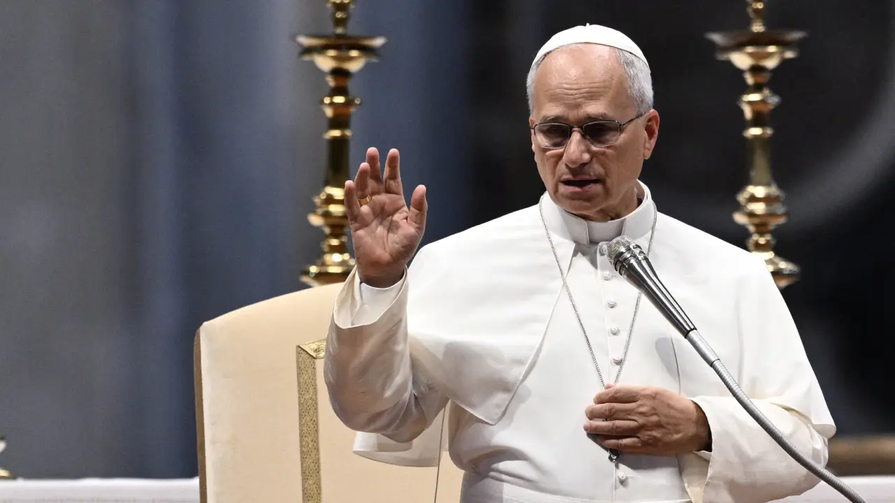 El Vaticano confirma la gravedad del estado de salud del papa León XIV